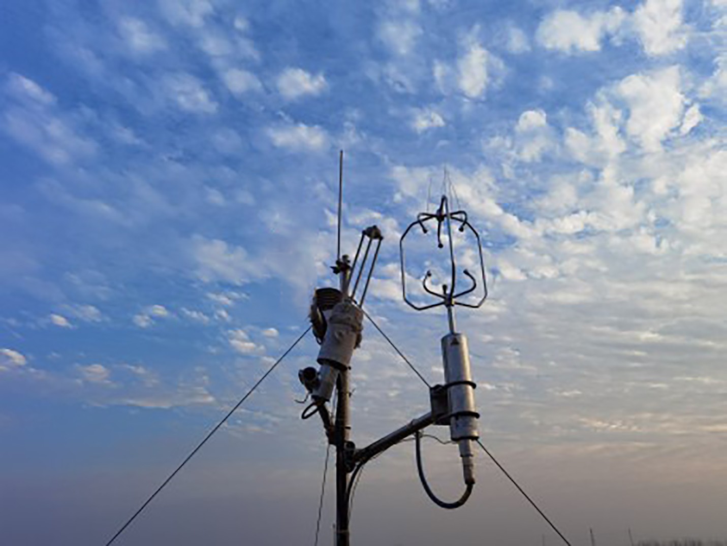 二氧化碳和水汽通量觀測(cè)系統(tǒng) 二氧化碳和水汽通量觀測(cè)系統(tǒng)